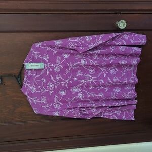 New with Tags Natural Ultra Soft Floral Purple & White Long Sleeve Mockneck XL
